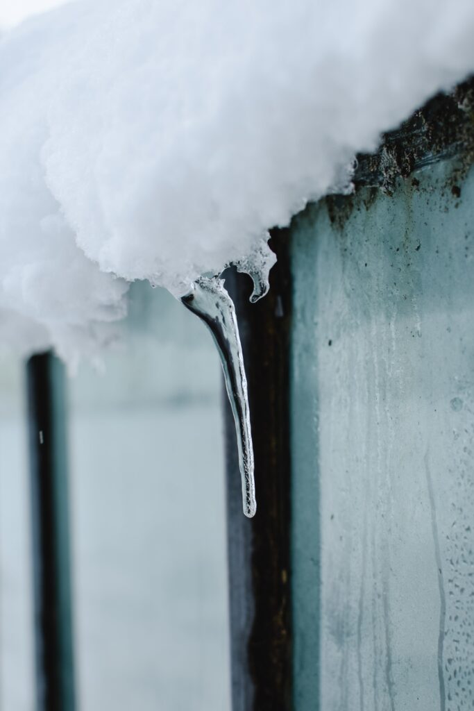 Image of an icicle